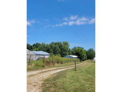 (private lake, pond, creek) Home Sale Pending in Braymer Missouri