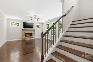Welcome to the courtyard at Rowan Oak, a luxury gated community - photo 18
