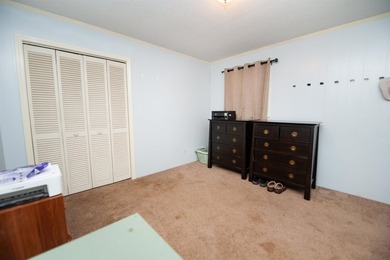 Wake up to beautiful water views and enjoy the lifestyle that - photo 18
