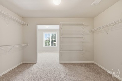 Welcome to the courtyard at Rowan Oak, a luxury gated community - photo 26