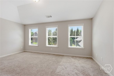 Welcome to the courtyard at Rowan Oak, a luxury gated community - photo 31