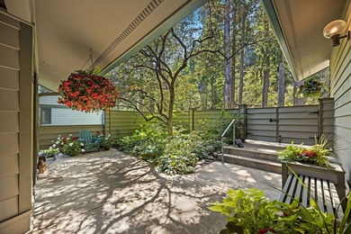Welcome to your private golf course retreat in the heart of - photo 3