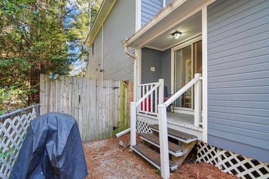 3 BLOCKS TO THE BEACH! Nestled in Wildwood Oaks, this townhouse - photo 18