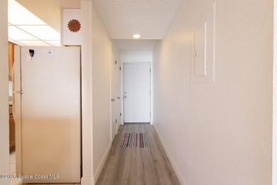 MOTIVATED SELLER, on this 2/2 Condo with Direct Indian River - photo 8