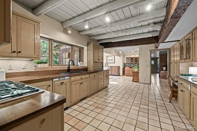 Exclusive opportunity to own the original manor house of - photo 19