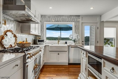 Luxury Lake Living with Spectacular VIEWS! Perched to capture - photo 22