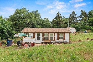 Cedar Lake Home For Sale in Hinton Oklahoma