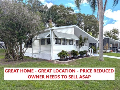 (private lake, pond, creek) Home For Sale in Vero Beach Florida