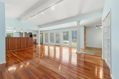 Welcome home to 262 Bonnie Brae! Situated on a beautiful 0 - photo 8