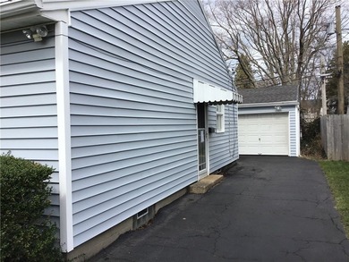 Don't miss this charming 3-bedroom, 1-bath ranch located on a - photo 6