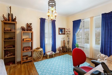 Charming and inviting 3-bedroom beachside retreat filled with - photo 10