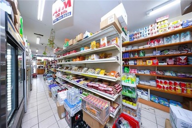 Welcome to this well-positioned mixed-use investment property in - photo 11