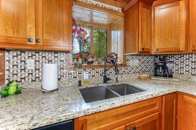 Own the ultimate turnkey multi-generational compound & executive - photo 18