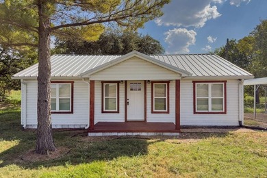 Lake Home For Sale in Groesbeck, Texas