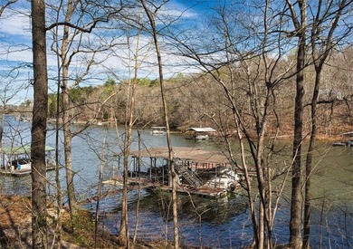 Perfect lot for walk out basement on quiet cul-de-sac in the - photo 10
