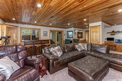 Own the ultimate turnkey multi-generational compound & executive - photo 37