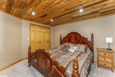 Own the ultimate turnkey multi-generational compound & executive - photo 40