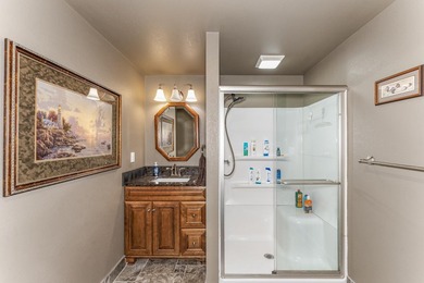 Own the ultimate turnkey multi-generational compound & executive - photo 42