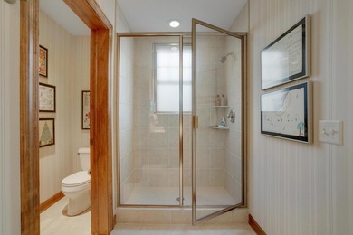 Magnificent walkout Robert Mason built home, private culdesac - photo 42