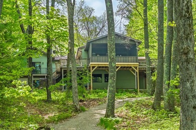 Own the ultimate turnkey multi-generational compound & executive - photo 47