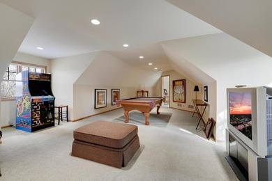 Magnificent walkout Robert Mason built home, private culdesac - photo 47