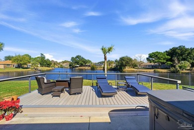 Grande Lagoon on the Lake! This open concept, split bedroom - photo 3