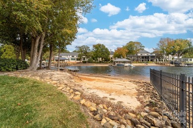 Refined waterfront living in The Peninsula-where architectural - photo 25