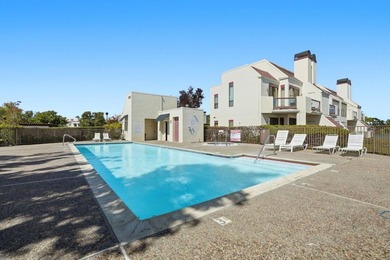 Ground-level condominium in the Shorebird community of Redwood - photo 28