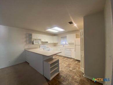 This is a beautiful 4-unit complex. Each unit boasts approx 1859 - photo 34