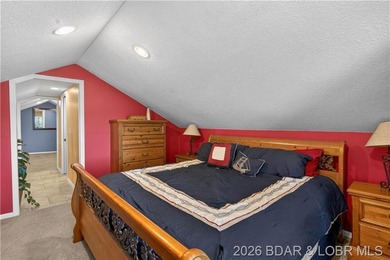 Take a look at this beautiful 4-bedroom, 2-bath home at the Lake - photo 39