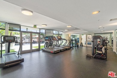 Welcome to luxury high-rise living at the Azzurra. This - photo 14