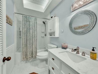 Welcome to Casa Amore, a beautifully custom-built 3-bedroom - photo 15