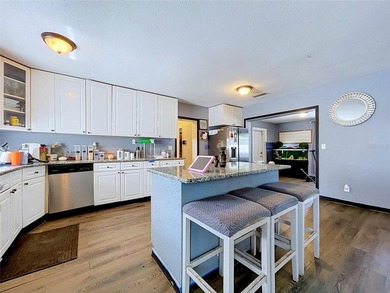 LOCATION, LOCATION, LOCATION! Not in flood zone, No HOA, No CDD! - photo 22