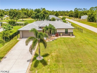 Impeccably maintained 3-bedroom, 2-bath home with a 2-car garage - photo 23