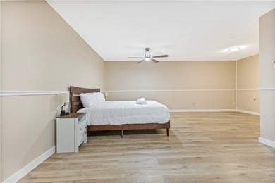 Welcome to this beautiful home with 4 bedrooms and 3 full - photo 24