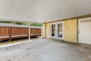 Welcome to this beautiful home with 4 bedrooms and 3 full - photo 27