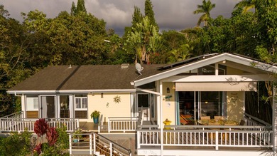 Welcome to Casa Amore, a beautifully custom-built 3-bedroom - photo 27