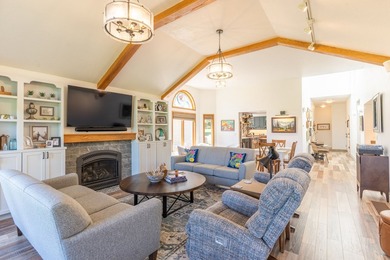 Eagle Bend Golf Community - Exquisitely Reimagined Residence - photo 5