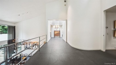 Welcome to a sanctuary in North Hills - a one-of-a-kind Frank - photo 17