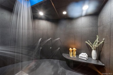 Welcome to a sanctuary in North Hills - a one-of-a-kind Frank - photo 23