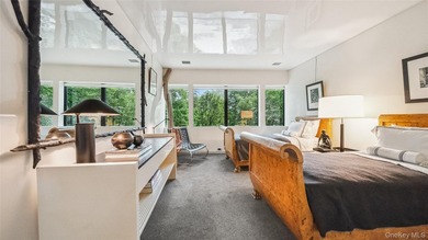 Welcome to a sanctuary in North Hills - a one-of-a-kind Frank - photo 26