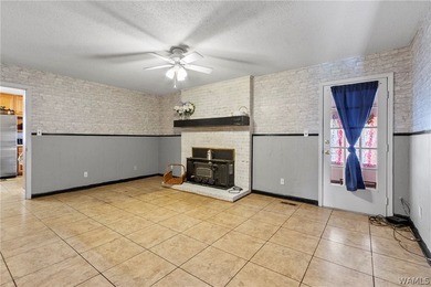 This spacious 6-bedroom, 4-bathroom home offers over 3,360 sq ft - photo 8