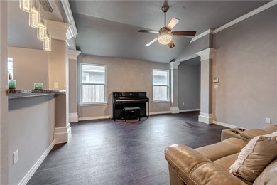 Charming and well-maintained home featuring an inviting - photo 8
