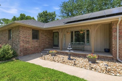 Welcome to 3821 N. Porter Ave., where thoughtful updates - photo 2