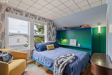 Coastal Charm in the Heart of Rockaway Beach! Welcome to your - photo 28