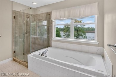 Impressive views of nature overlooking Twin sun Lakes lake, 4 - photo 38