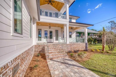 Crafted for beauty, efficiency, and sustainability - 3202 Bay St - photo 8