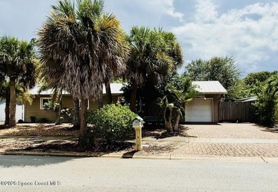 Welcome to 257 Marion Street in Indian Harbour Beach a charming - photo 2