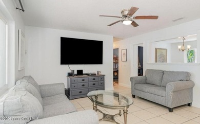 Welcome to 257 Marion Street in Indian Harbour Beach a charming - photo 6