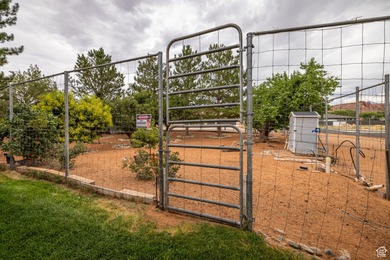 A truly rare opportunity to own one of Moab's most desirable - photo 25